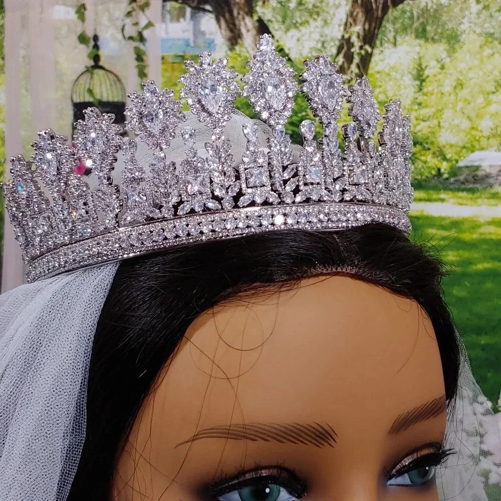 7pc One-Of-A-Kind Bridal Tiara Set for Weddings - Picture 3 of 17
